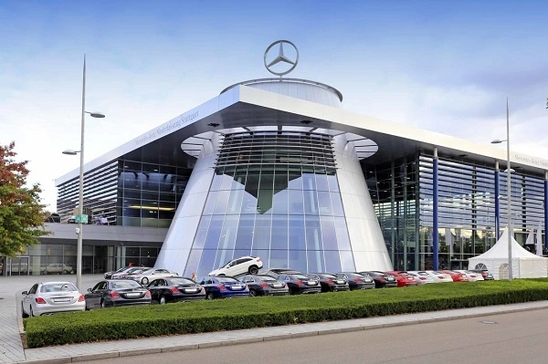 Mercedes-Benz Hauptsitz