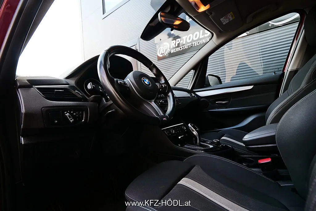 BMW 218d Gran Tourer Advantage Aut. Image 10