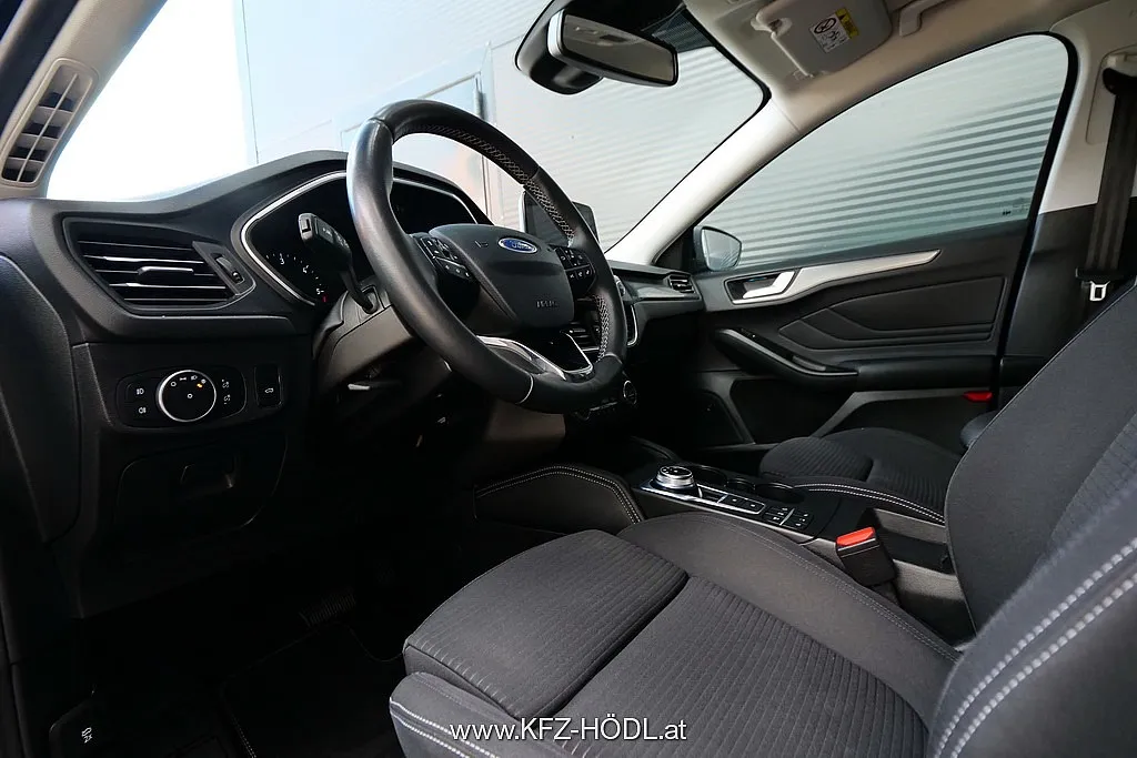 Ford Focus Traveller 2,0 EcoBlue SCR Titanium Aut. Image 10