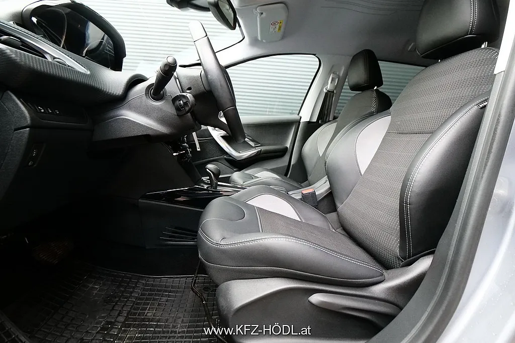 Peugeot 2008 1,2 PureTech 110 S&S Aut. Allure Image 10