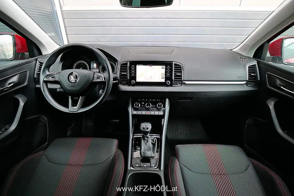 Skoda Karoq 2,0 TDI SCR 4×4 Style DSG Aut. Image 9