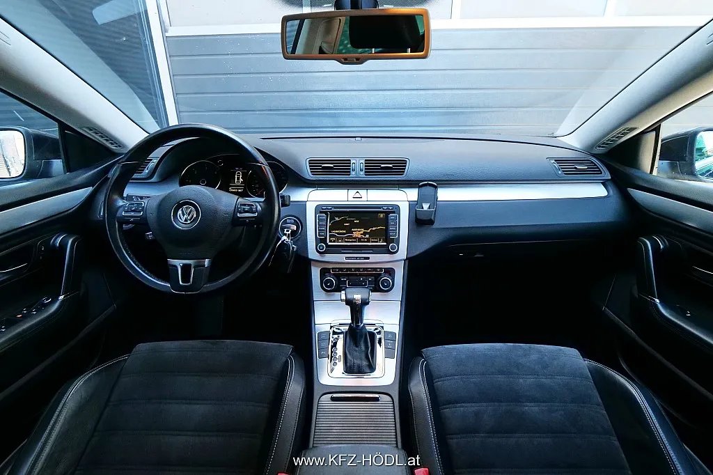 Volkswagen Passat CC 2,0 TDI DPF DSG Image 9