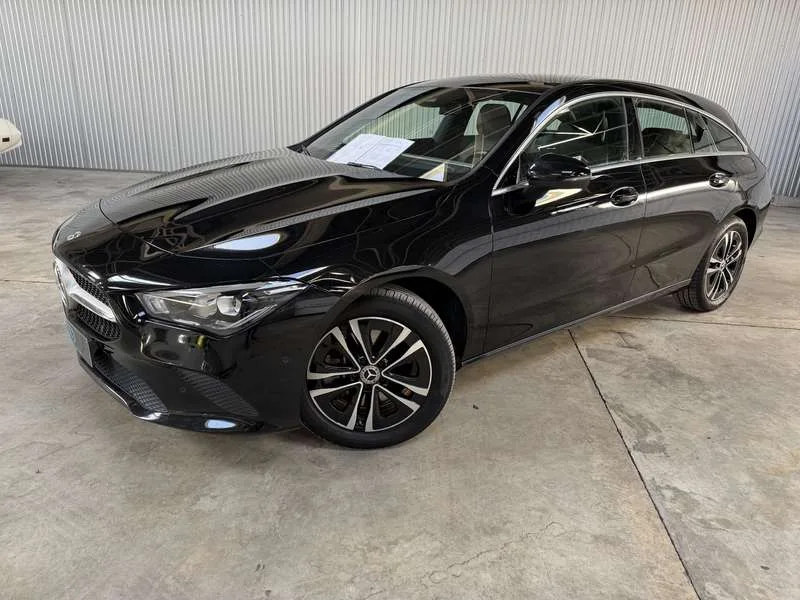 Mercedes-Benz CLA 250 CLA 250 e PHEV Business Line Pano Camera Image 2