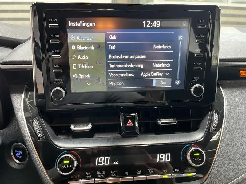 Toyota Corolla SW 1.2 Turbo Navi LED ACC Camera Carplay Image 12