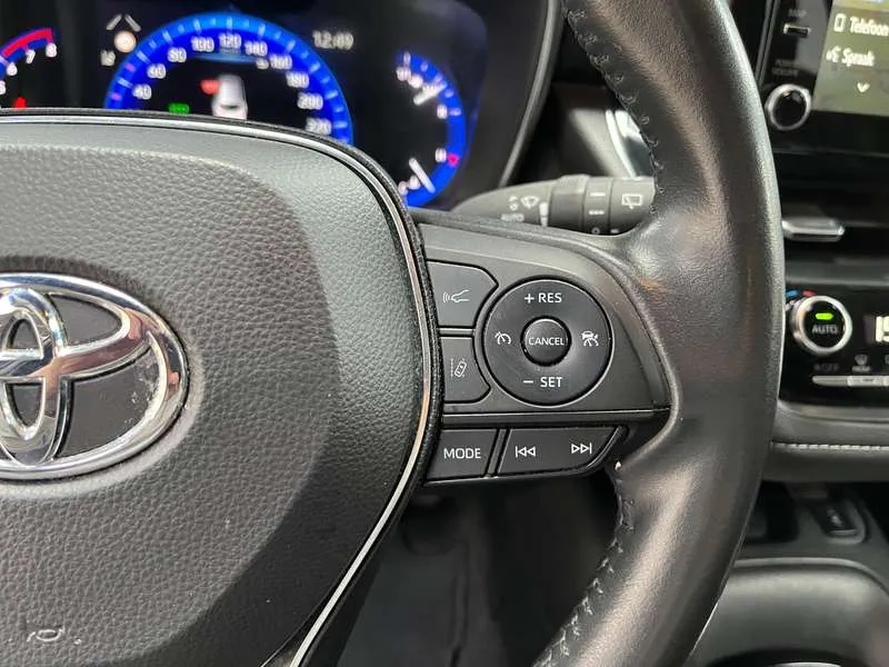 Toyota Corolla SW 1.2 Turbo Navi LED ACC Camera Carplay Image 15