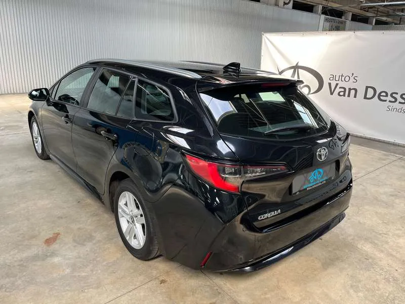 Toyota Corolla SW 1.2 Turbo Navi LED ACC Camera Carplay Image 2