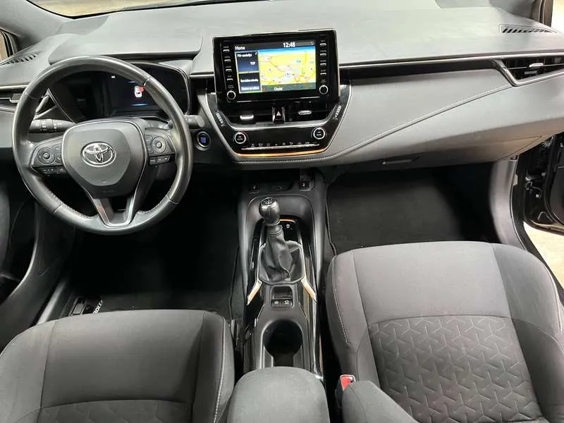 Toyota Corolla SW 1.2 Turbo Navi LED ACC Camera Carplay Image 7
