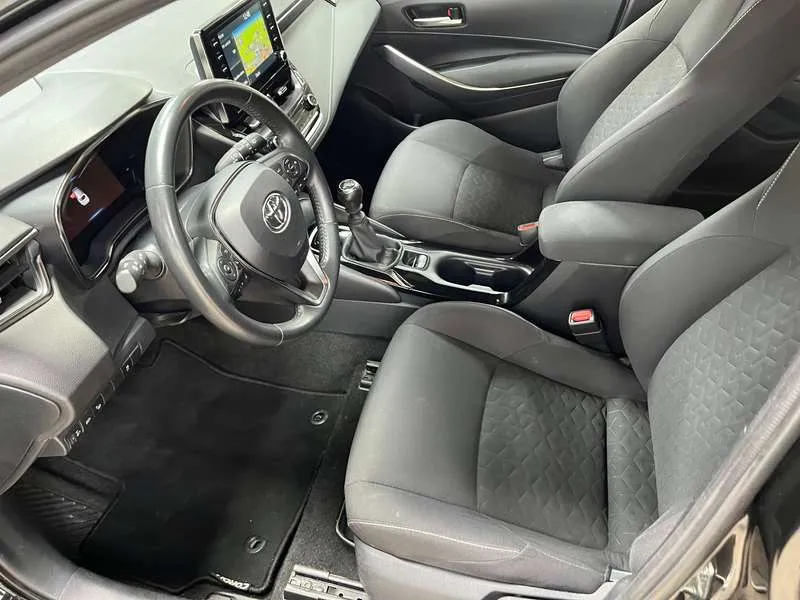 Toyota Corolla SW 1.2 Turbo Navi LED ACC Camera Carplay Image 9