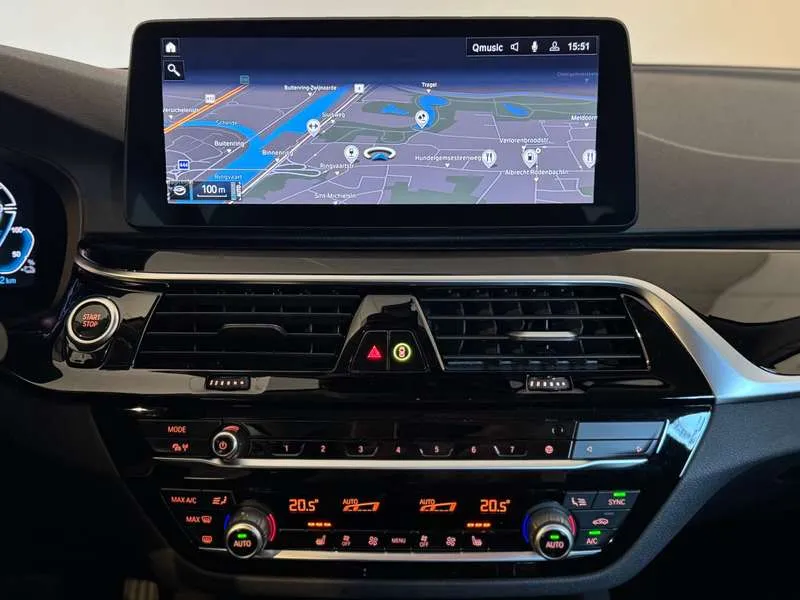 BMW 530 e Touring -Facelift- Act.Cruise/Trekhk/Zetelverw./ Image 11