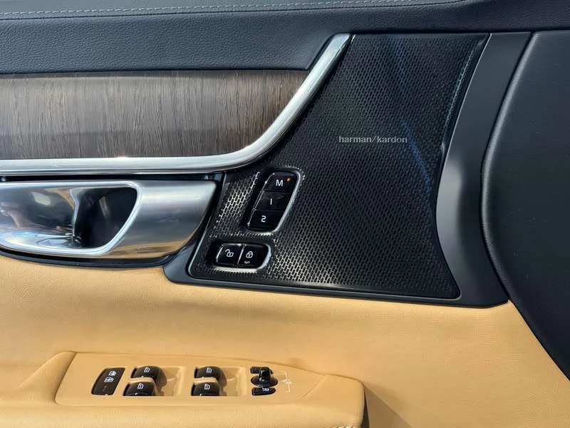 Volvo V90 T8 AWD Recharge - Ultimate Dark/Pano/H&K/Trekhaak Image 16