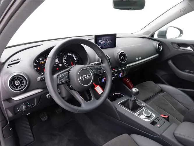 Audi A3 1.0 TFSi 116 Sportback Sport + GPS + Sunroof + LED Lights Image 10
