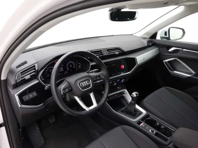 Audi Q3 35 TFSi 150 Advanced + Carplay + Virtual Cockpit + LED Lights Image 9
