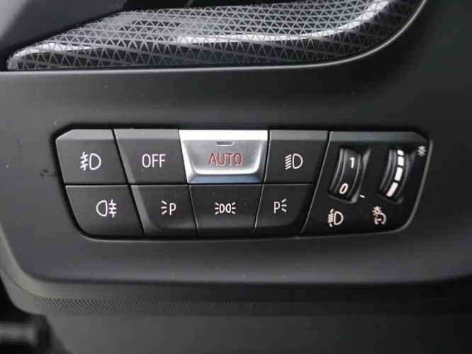 BMW 1 118iA sport+ leder/cuir + live cockpit Image 9