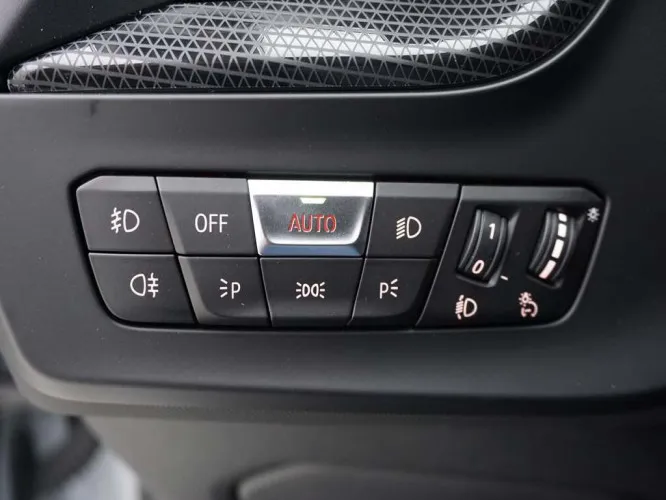 BMW 1 118iA sport+ leder/cuir + live cockpit Image 9