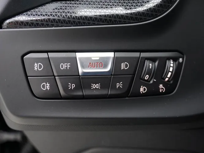 BMW 1 118iA sport+ leder/cuir + live cockpit Image 9