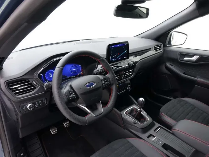 Ford Kuga 1.5 EcoBlue ST-Line X + GPS + B&O+ Winter Pack + LED Lights Image 10