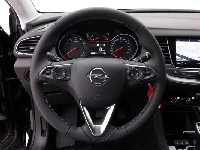 Opel Grandland X 1.5 TD 130 AT Elegance + GPS + LED Lights + ALU18 Image 10