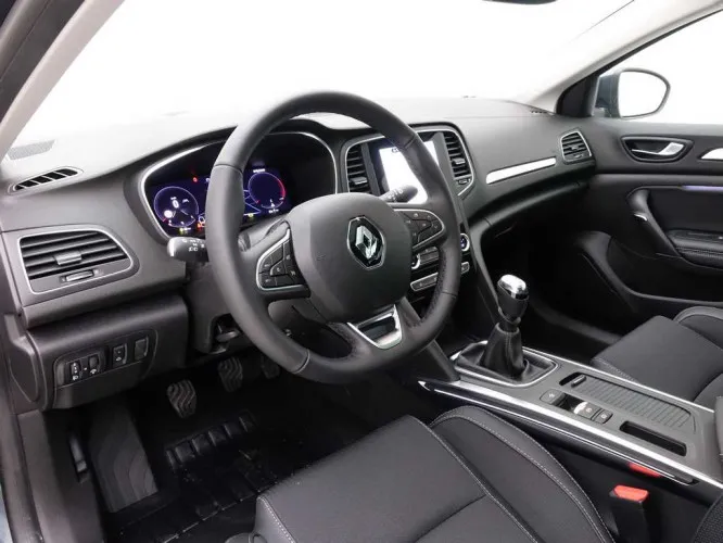 Renault Megane 1.5 Bleu dCi 115 GrandTour Intens + GPS 9.3 + Pano + Led Vision Image 10
