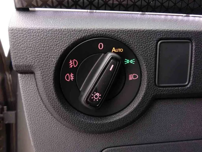 Volkswagen T-Cross 1.5 TSi 150 DSG Sport + GPS + LED Lights + Winter pack Image 9