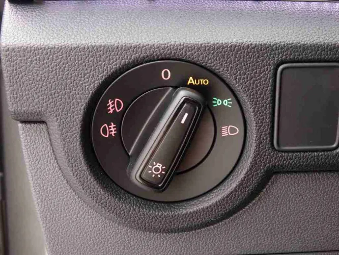 Volkswagen T-Cross 1.5 TSi 150 DSG Sport + GPS + LED Lights + Winter pack Image 9