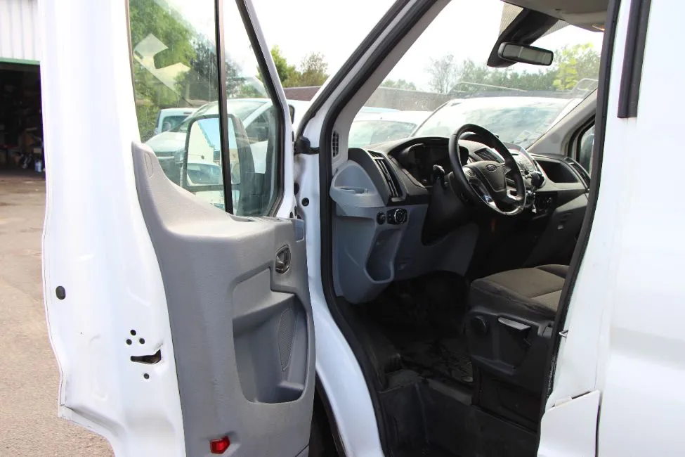 Ford Transit 2.0 Tdci EU6 Airco Garantie 13800+Btw Image 6