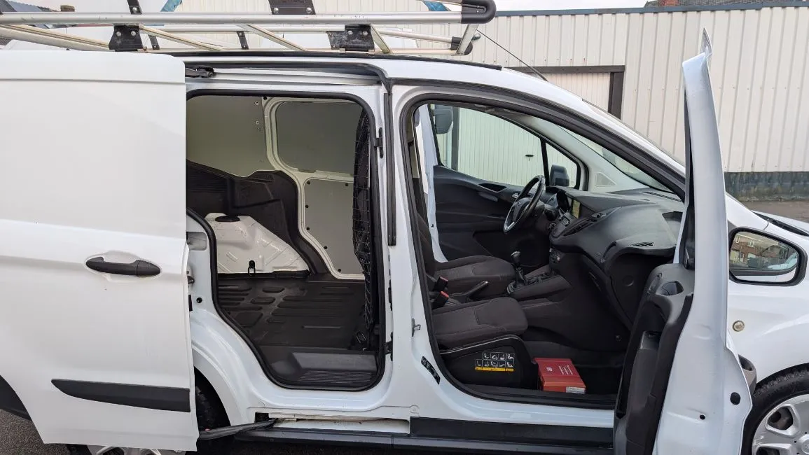 Ford Transit Courier 1.5 Tdci Airco Warranty Image 12