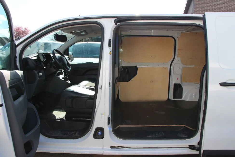 Opel Vivaro 1.5 Cdti EU6 Airco Cruise Controle Image 6