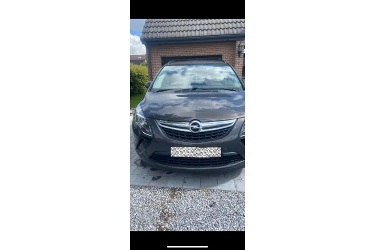 Opel Zafira Tourer  Image 4