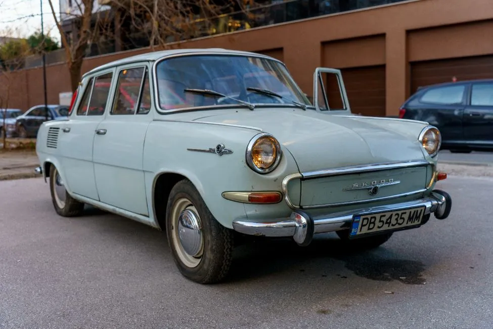 Skoda 105  Image 12