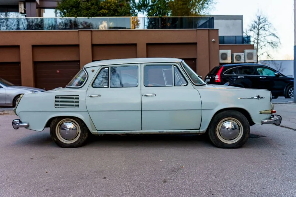 Skoda 105  Image 13