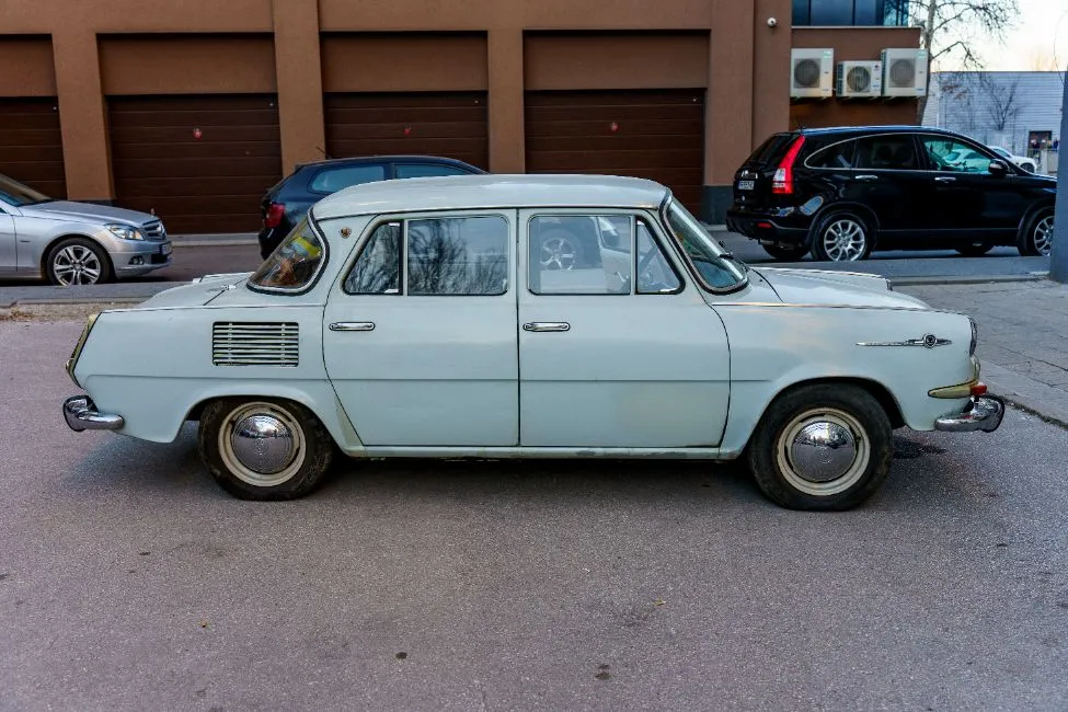 Skoda 105  Image 15