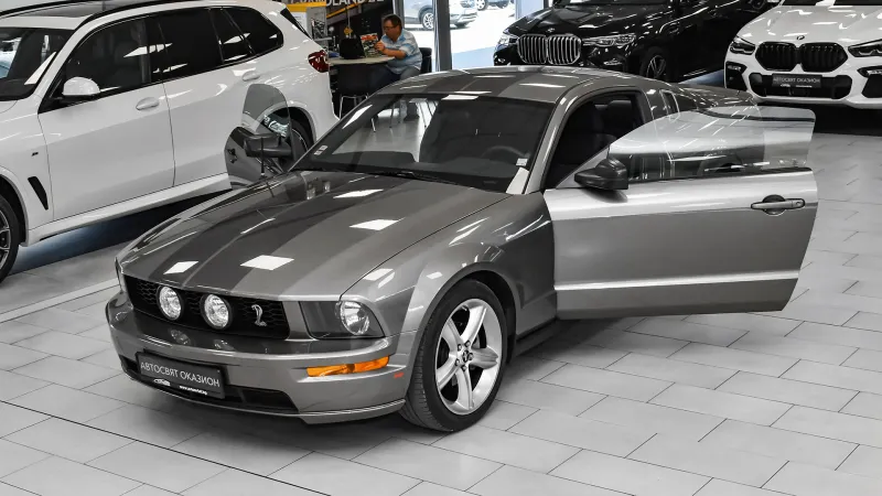 Ford Mustang 4.0i V6 Roush Automatic Image 1
