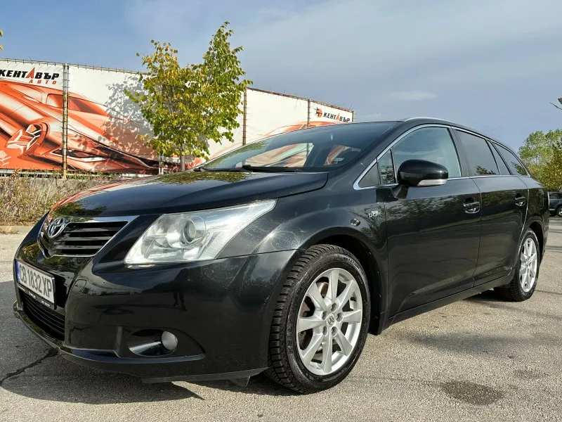 Toyota Avensis 2.2D Image 1