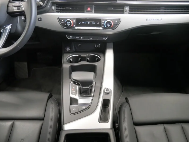 Audi A4 40 TFSI Quattro =S-line= Exclusive Гаранция Image 8