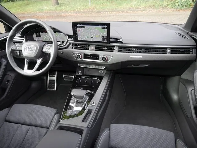 Audi A4 40 TDI Quattro =S-line= Distronic Гаранция Image 5