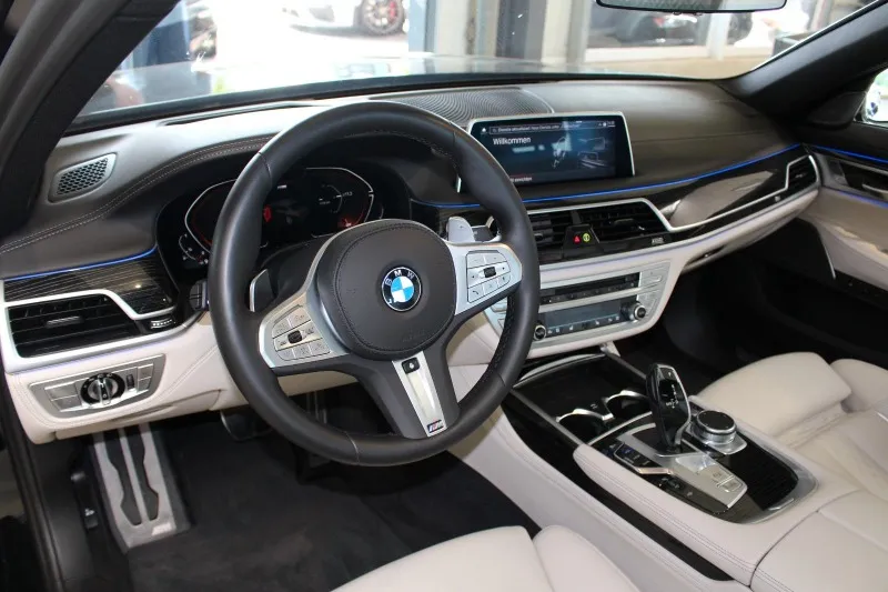 BMW 750 i xDrive =M-Sport= BMW Individual Гаранция Image 9
