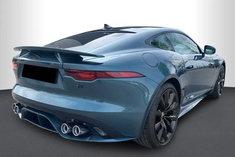 Jaguar F-Type SVR 5.0 V8 AWD =NEW= Black Pack/Panorama Гаранция Image 3