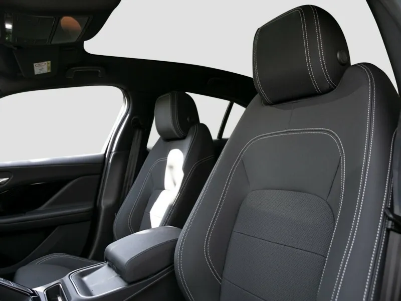 Jaguar I-Pace EV400 S =Black Pack= Panorama/Distronic Гаранция Image 4