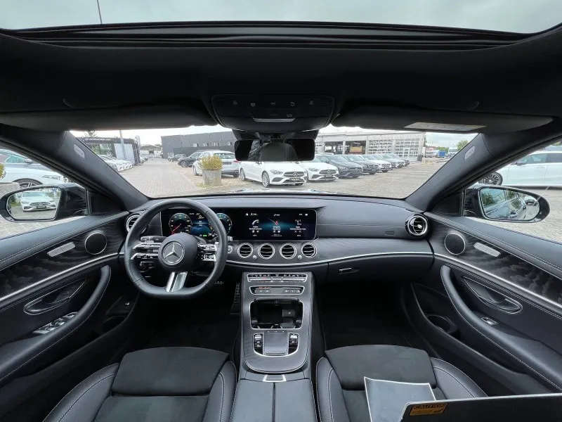 Mercedes-Benz E 300 de 4Matic =AMG Line= Exclusive/Designo Гаранция Image 9