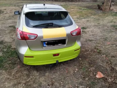 Mitsubishi Lancer hatchback