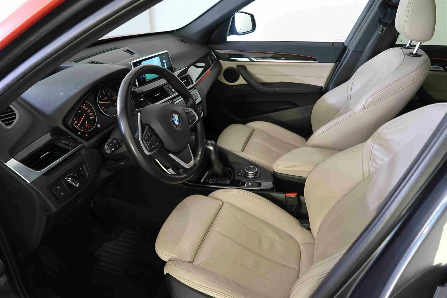 BMW X1 xDrive 25d Sport Line  Image 6