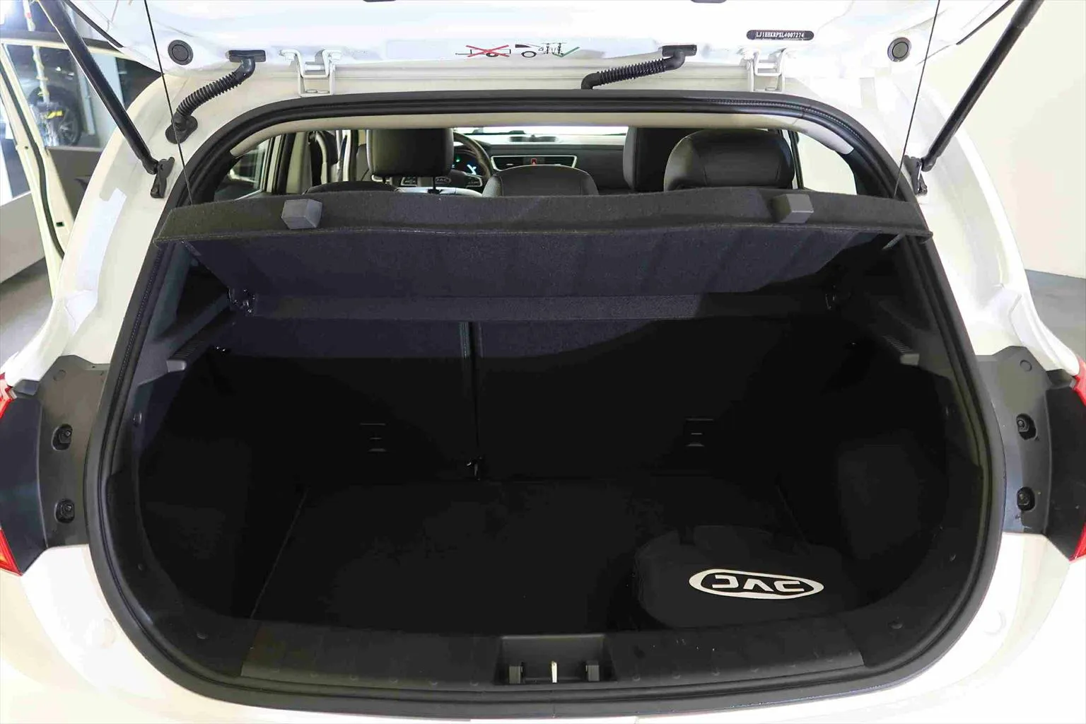 Jac e-S2 EV Elektro Luxury Zubehör SUV  Image 8