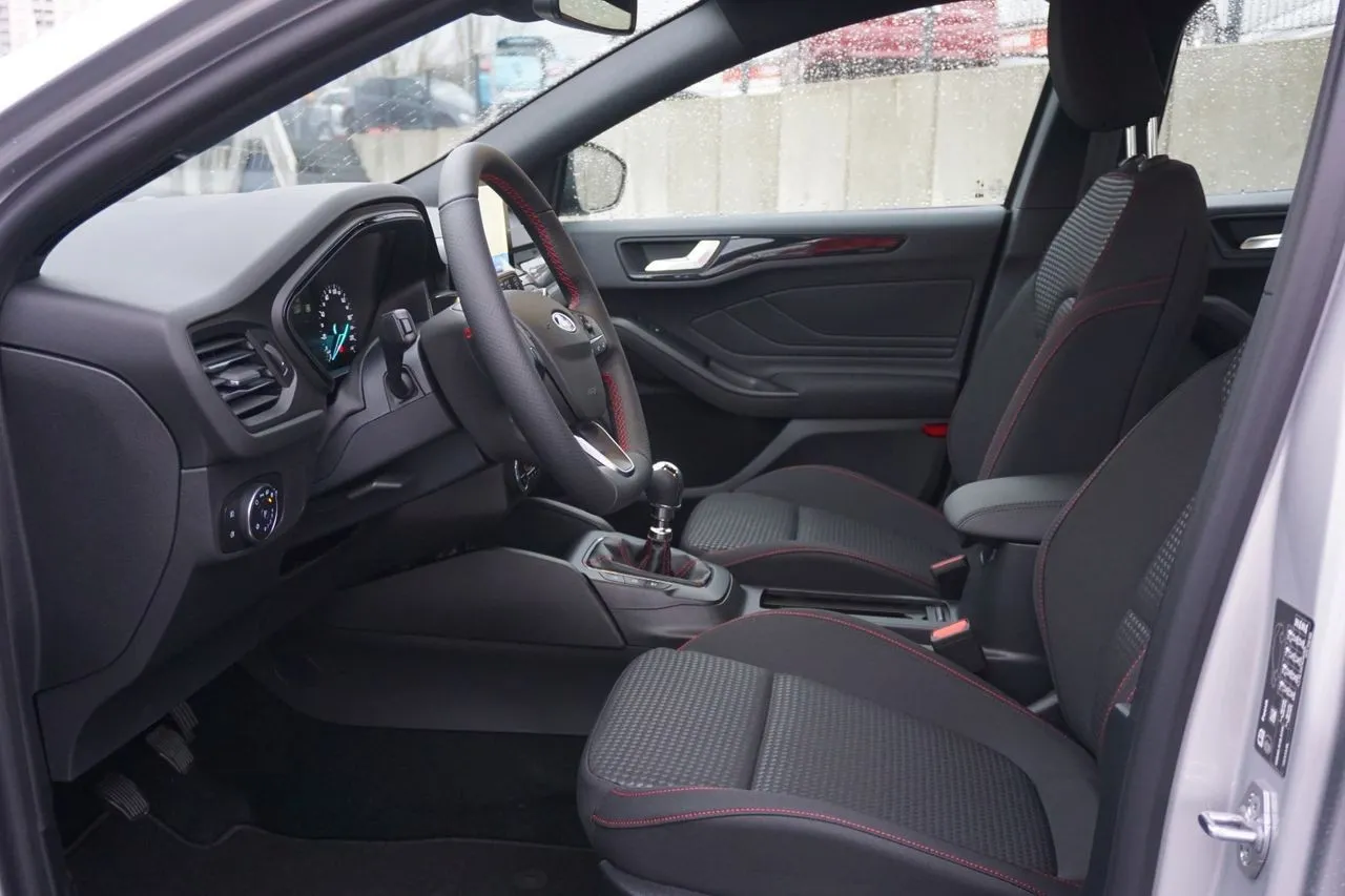 Ford Focus Turnier ST-Line 1.0EB mHev...  Image 9