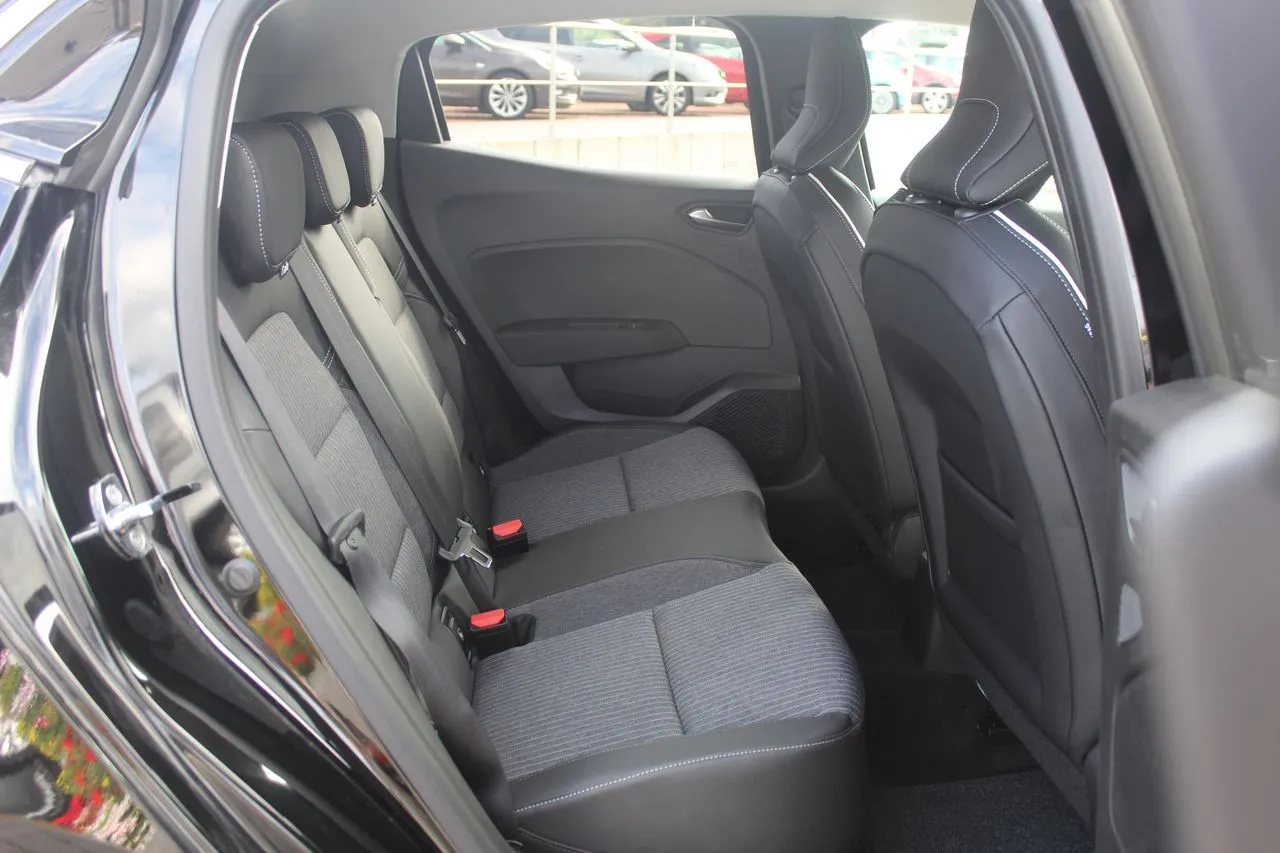 Renault Clio TCe90 Navi LED Tempomat  Image 9