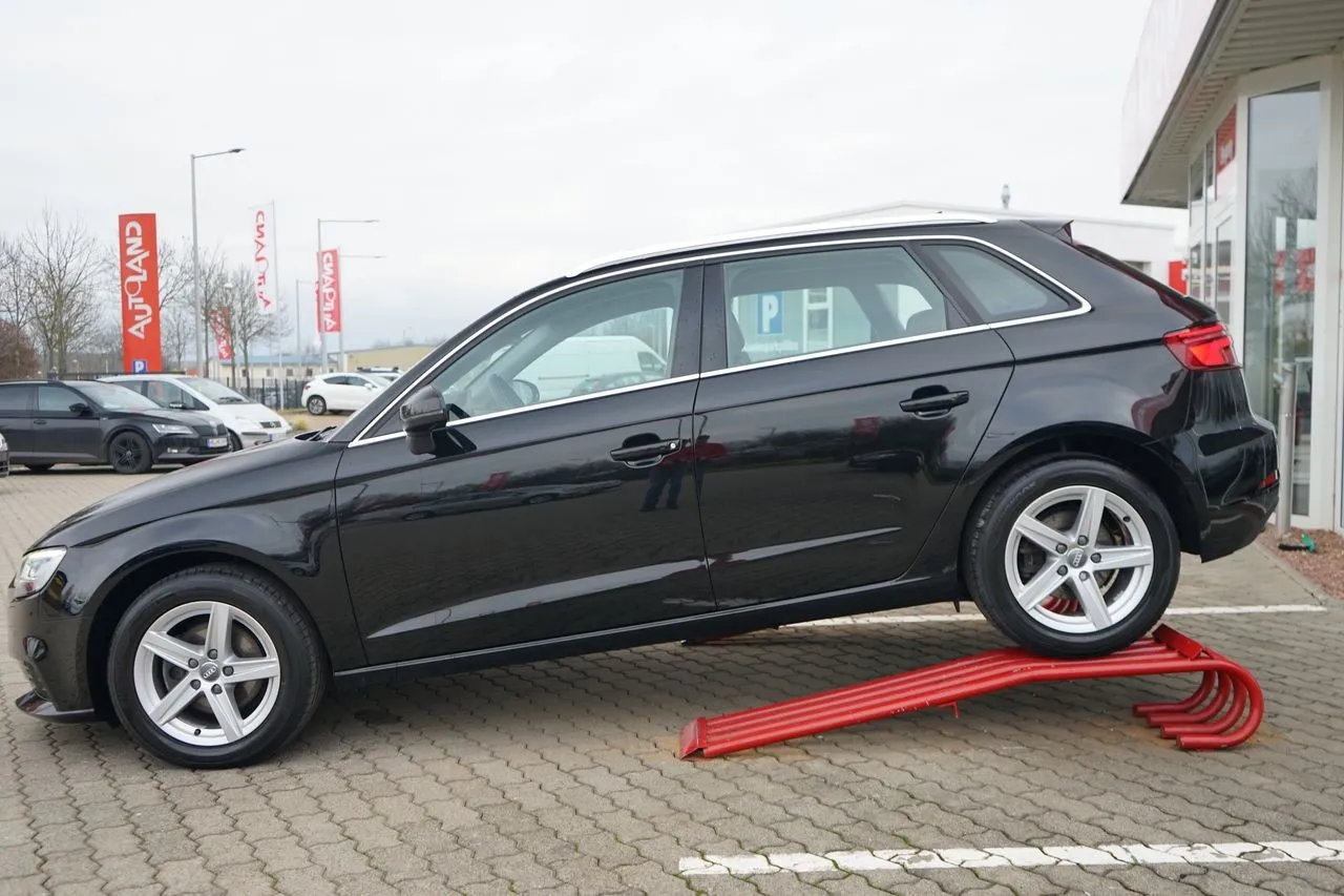 Audi A3 Sportback 2.0 TDI...  Image 5
