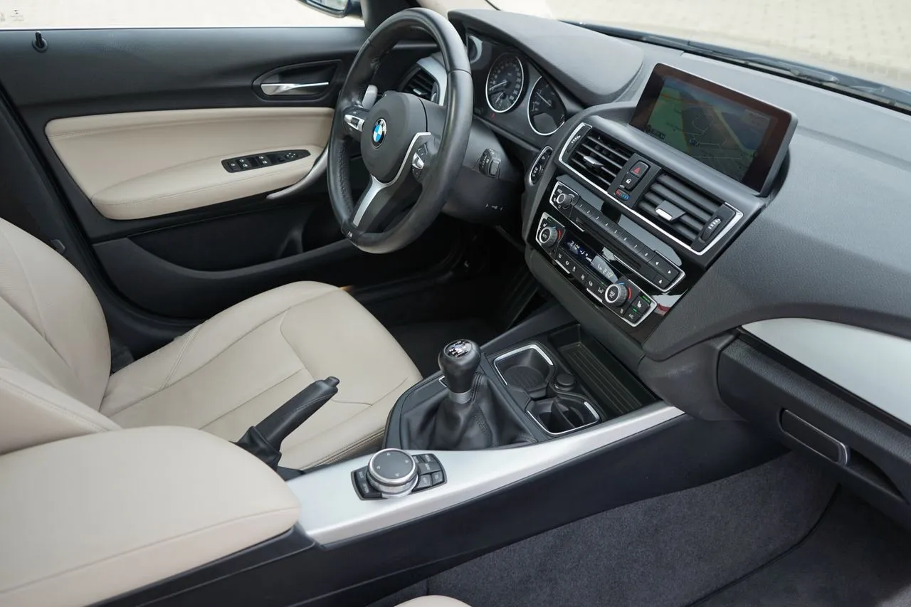 BMW 1er Reihe 125i 2-Zonen-Klima Navi...  Image 5