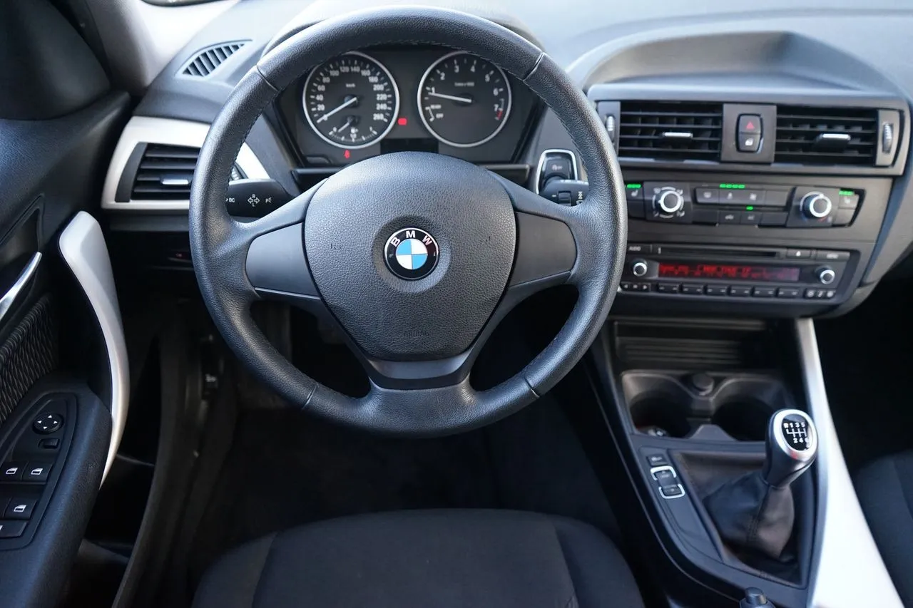BMW 1er Reihe 114i Sitzheizung...  Image 9