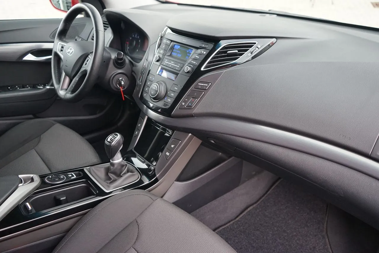 Hyundai i40 cw 1.6 GDI 2-Zonen-Klima...  Image 6