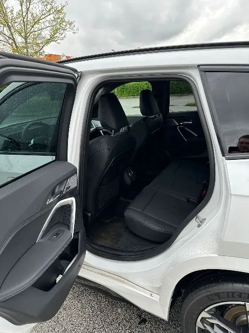 BMW X1 xDrive23i M Sportpaket Image 7