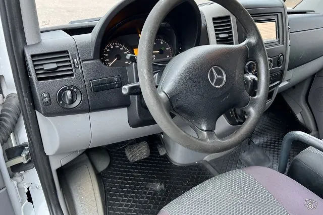 Mercedes-Benz Sprinter 310CDI 3,55/32K Normaali A1 *Navi / Hyllystö* Image 7